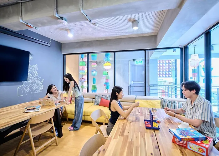 Hostel Lub D Bangkok Siam - New Look, Across From Mbk & Skytrain Access