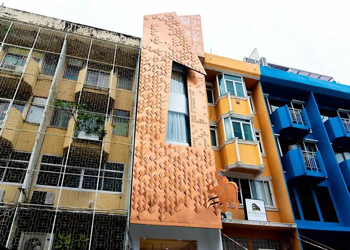 The Lol Elephant Hostel Bangkok